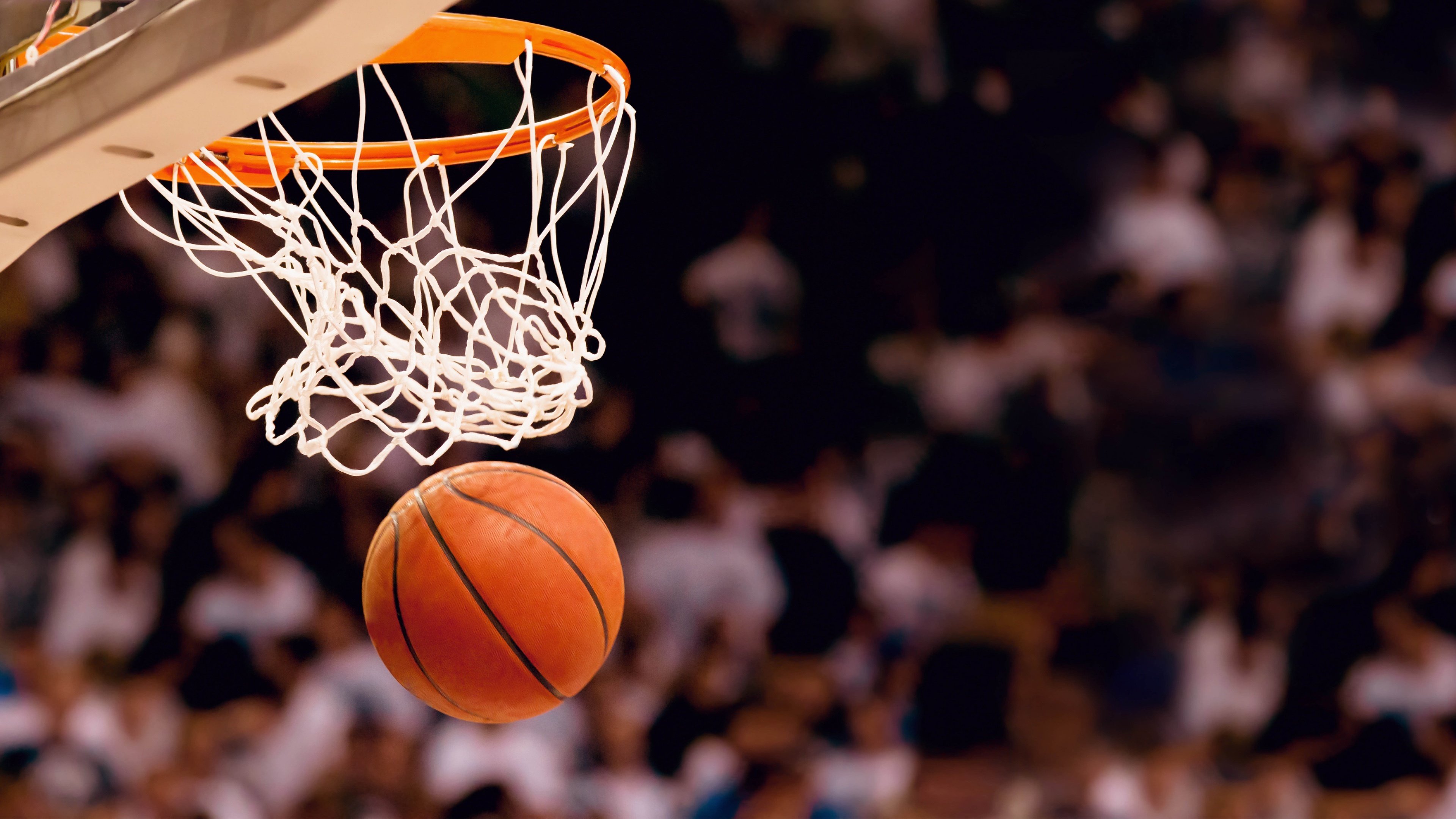 开云体育官网-卢卡库铁塔压境，毕尔巴鄂雄狮的意志撕裂德国战车